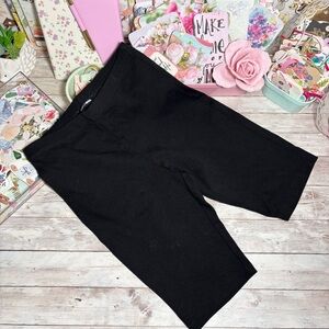 Fashion Nova Black Bike Shorts Thick Material Women’s Size XS Layering Lounge